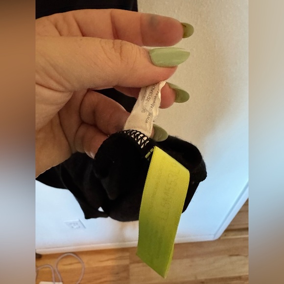 Icebreaker Muse Dress Womens 100% Wool Short Black Tank Size Small EUC - Picture 7 of 8